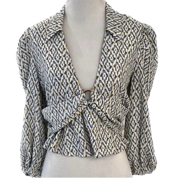 *New Alden Cropped Deep V Neckline Blouse – Sz L - Picture 4 of 7